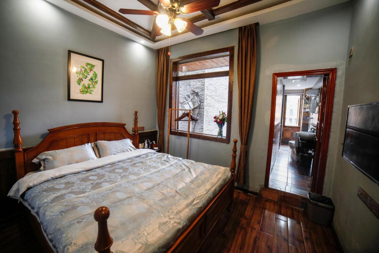 Flower Time Inn เฟิ่งหวง ภายนอก รูปภาพ