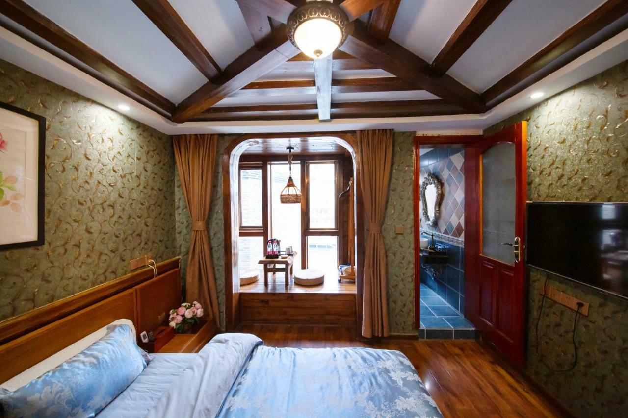 Flower Time Inn เฟิ่งหวง ภายนอก รูปภาพ