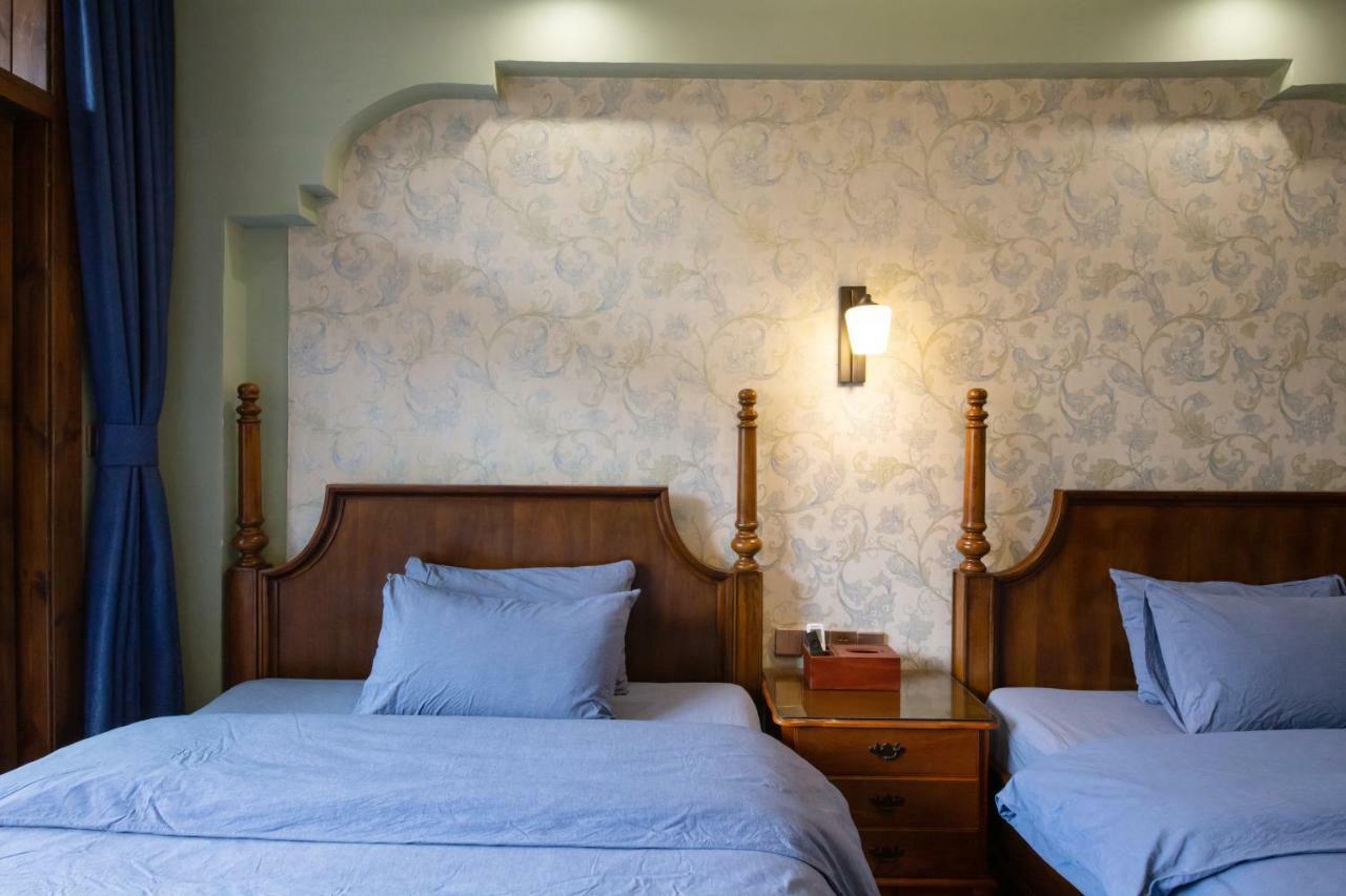 Flower Time Inn เฟิ่งหวง ภายนอก รูปภาพ